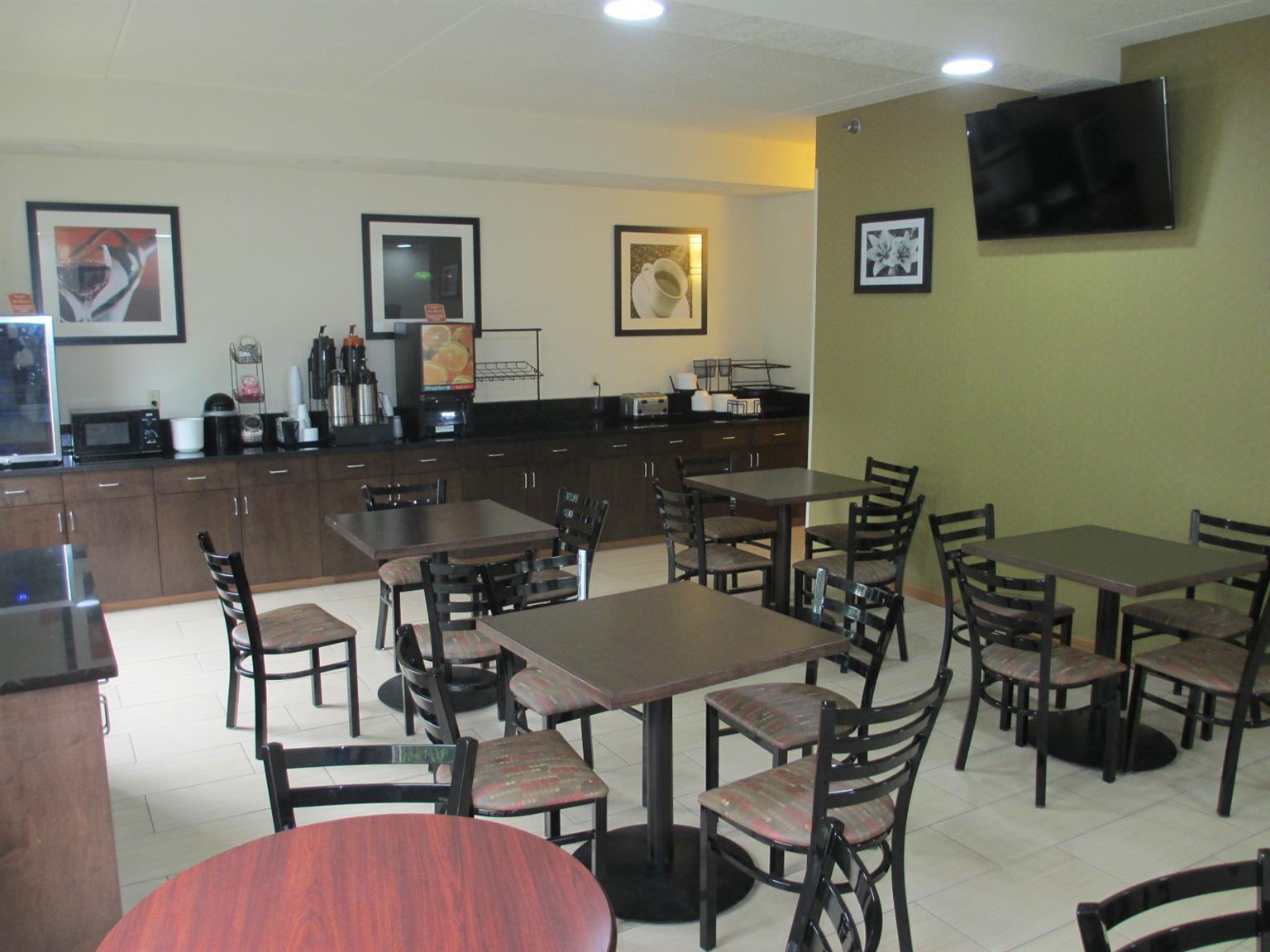 Days Inn By Wyndham Indiana Benjamin Franklin Highway מראה חיצוני תמונה