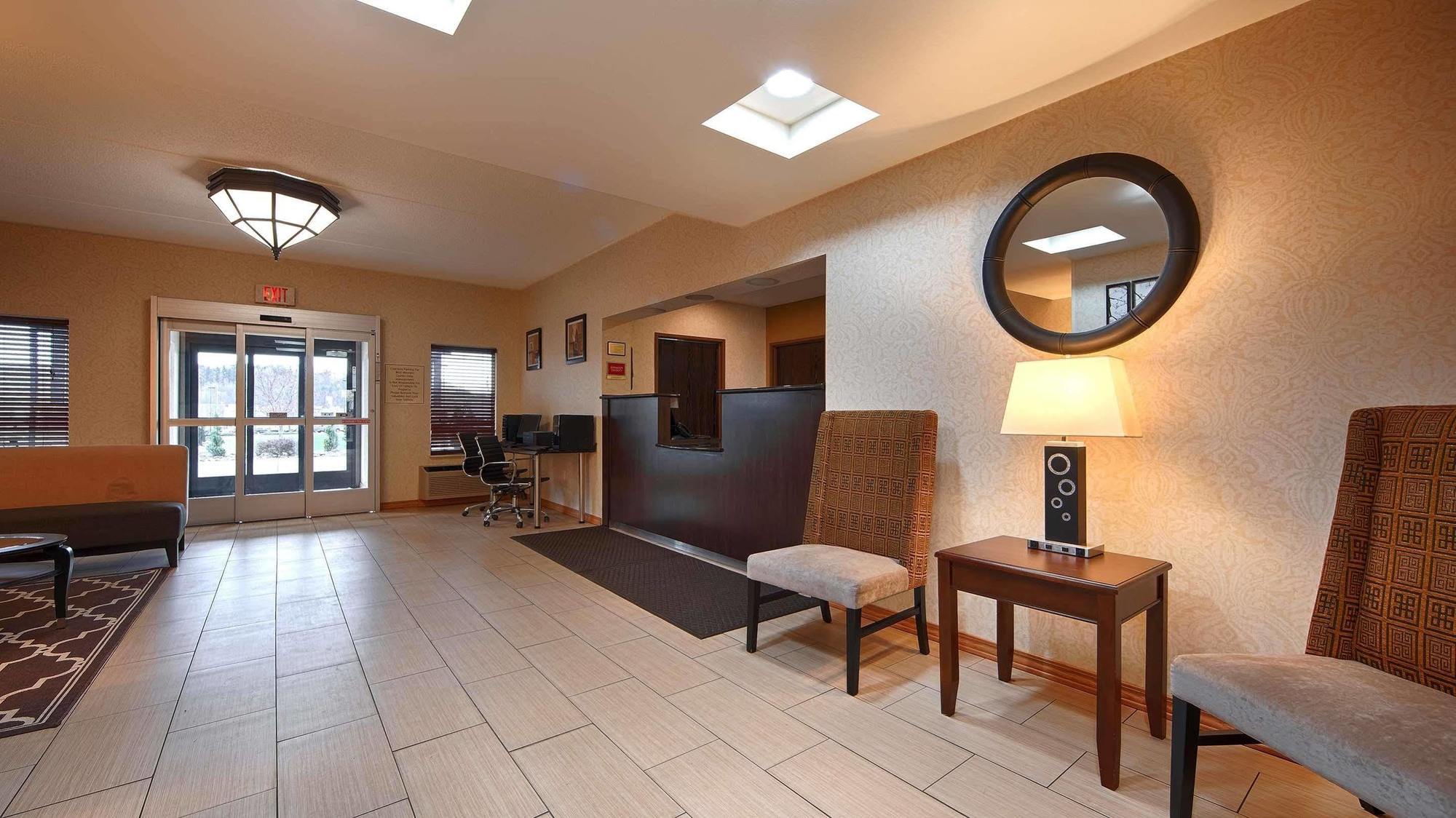 Days Inn By Wyndham Indiana Benjamin Franklin Highway מראה חיצוני תמונה
