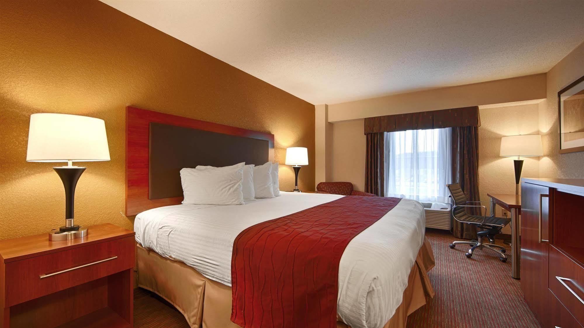 Days Inn By Wyndham Indiana Benjamin Franklin Highway מראה חיצוני תמונה