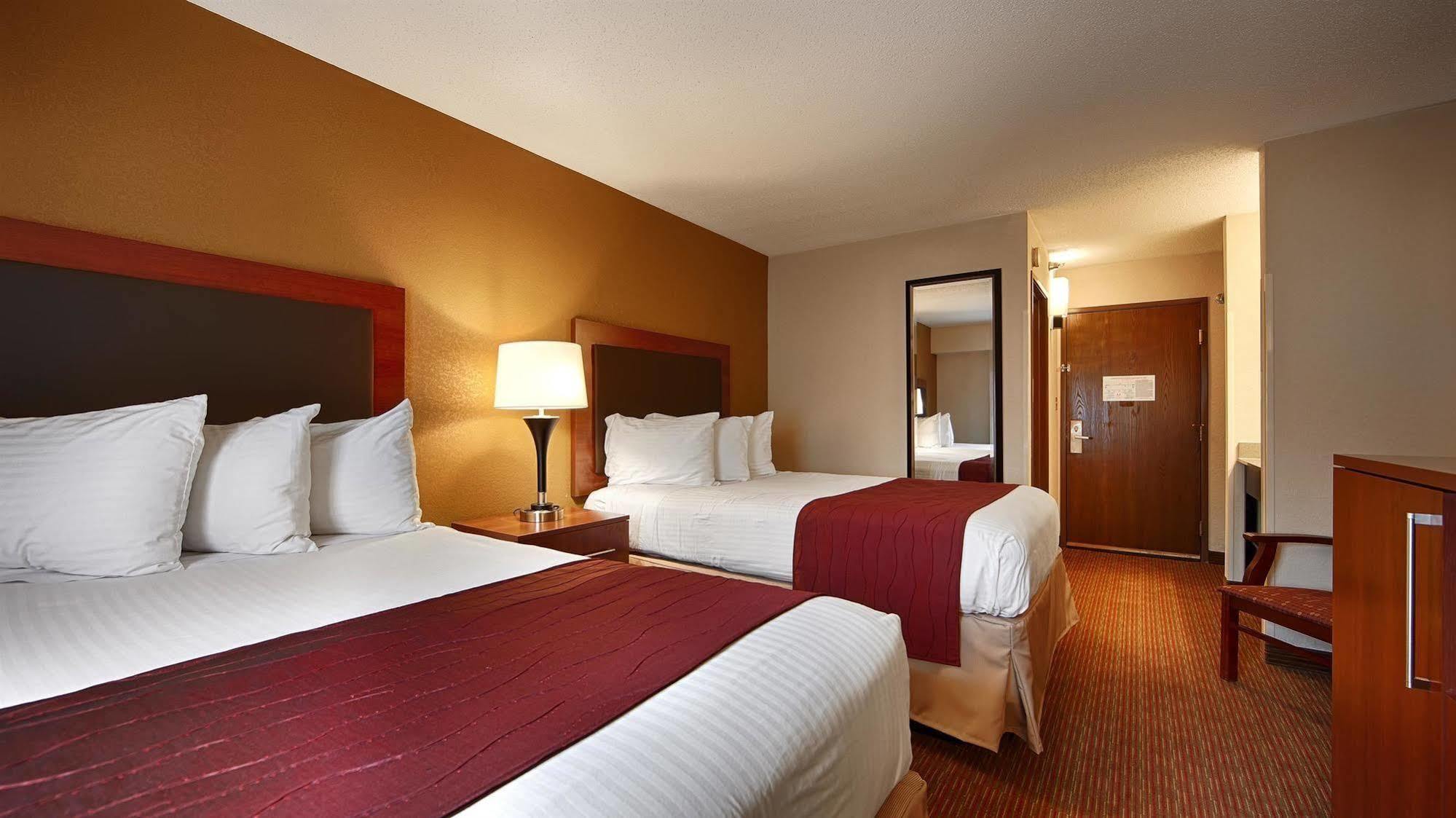 Days Inn By Wyndham Indiana Benjamin Franklin Highway מראה חיצוני תמונה
